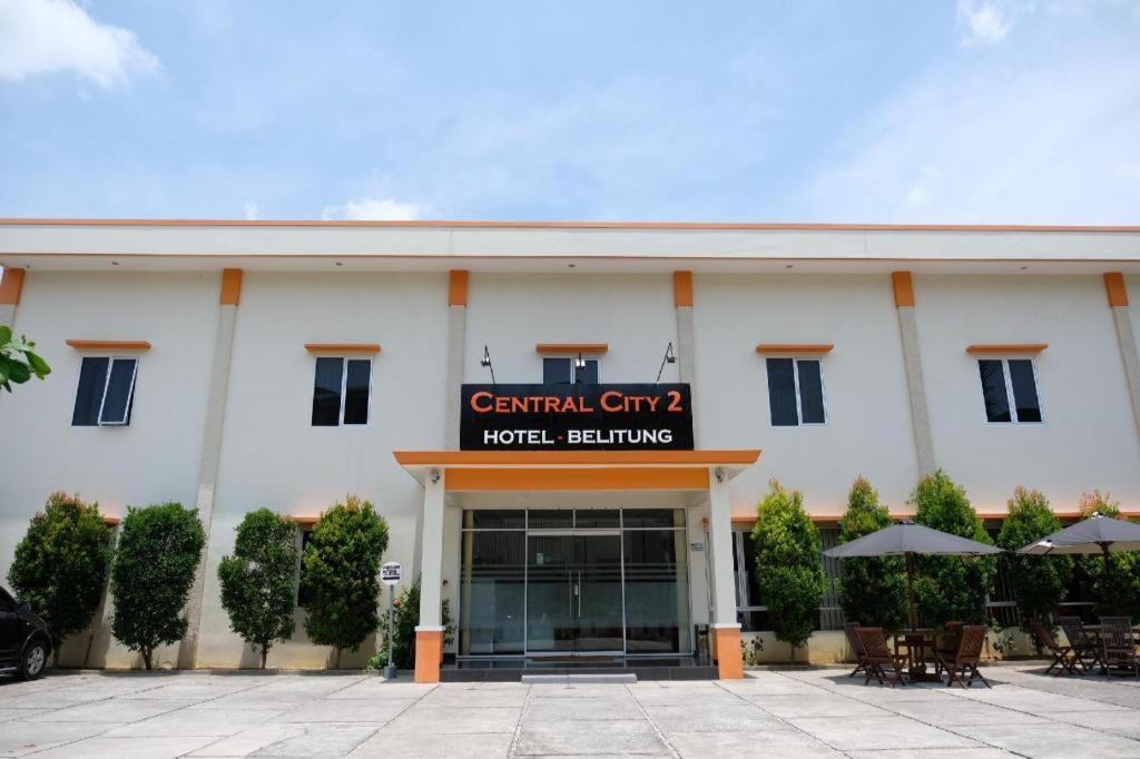 Oyo 1616 Hotel Central City 2 Tanjung Pandan Eksteriør billede