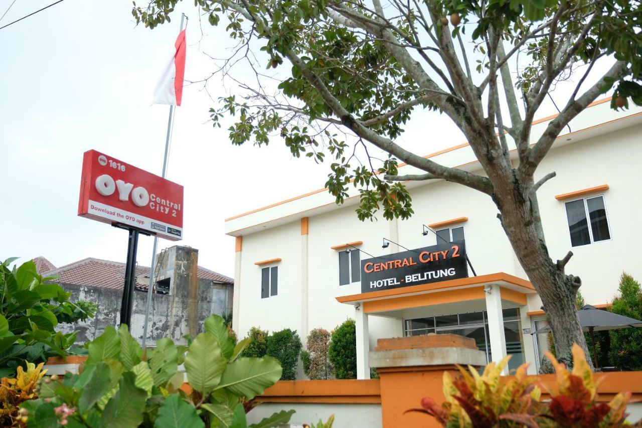 Oyo 1616 Hotel Central City 2 Tanjung Pandan Eksteriør billede